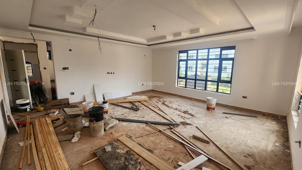 4 Bed House with En Suite at Parkplace - 17