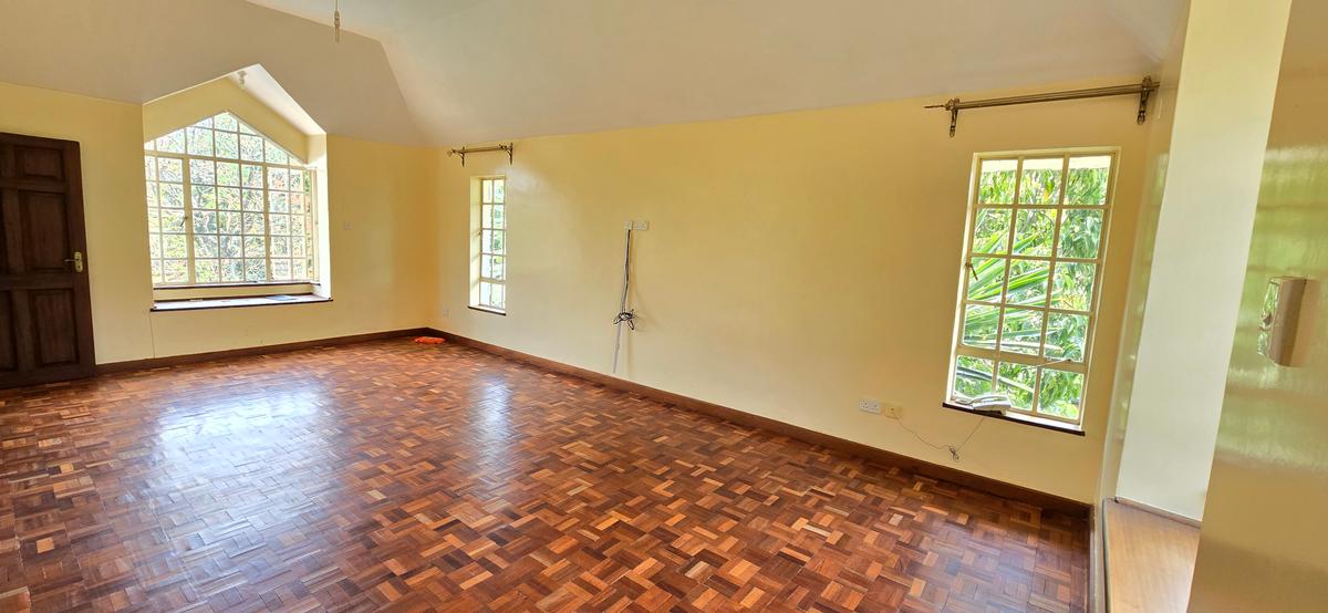 5 Bed House with En Suite at Mzima Springs - 5