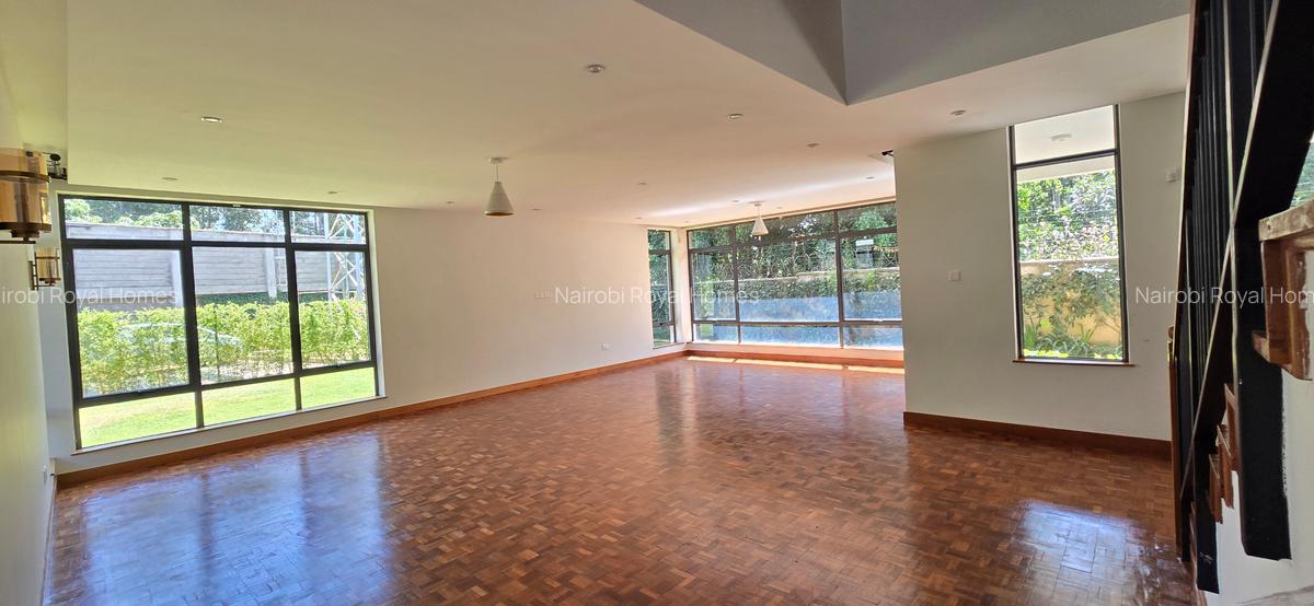 5 Bed Townhouse with En Suite at Lavington Green - 11