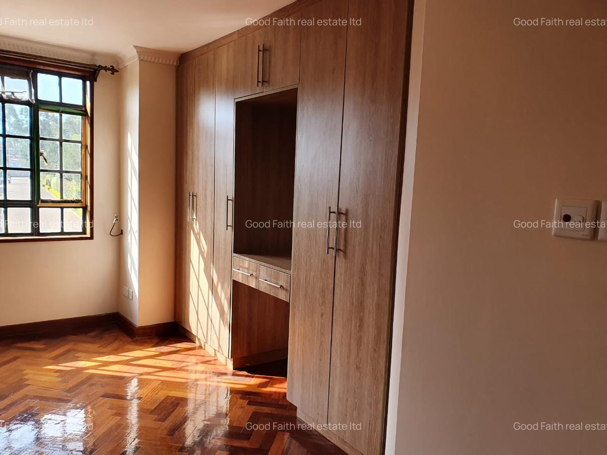 4 Bed House with En Suite in Karen - 8