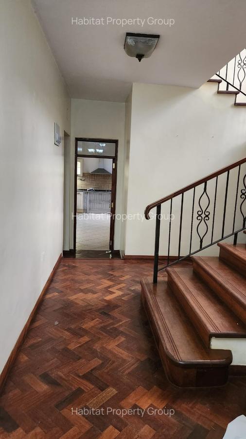 5 Bed House at Windy Ridge - 16