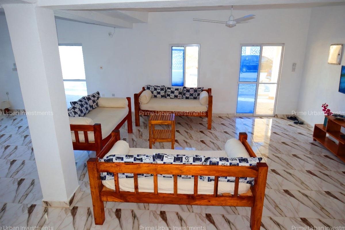 4 Bed Villa with En Suite at Watamu Beach - 12