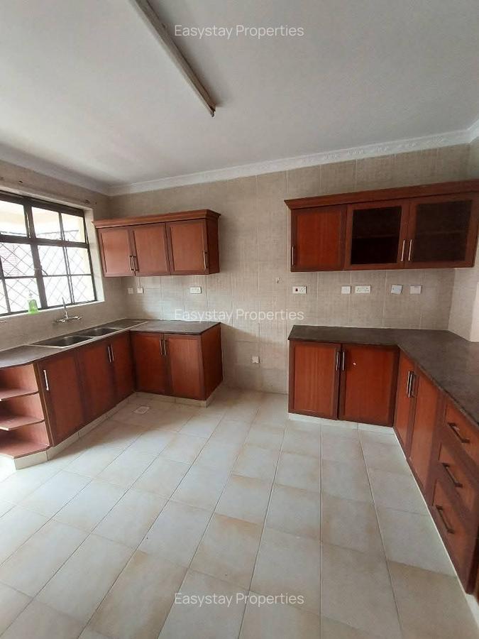 3 Bed Apartment with En Suite in Lavington - 3