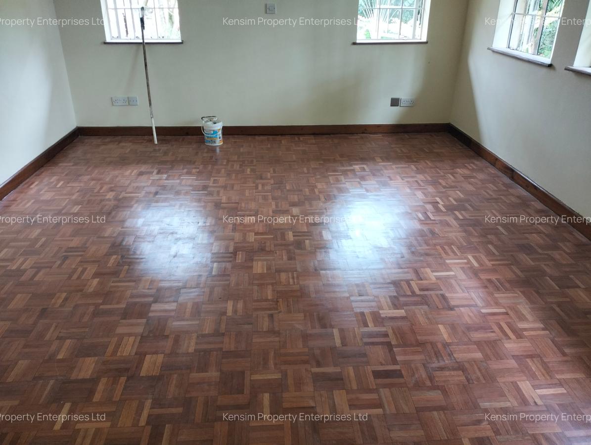 5 Bed Townhouse with En Suite in Rosslyn - 20