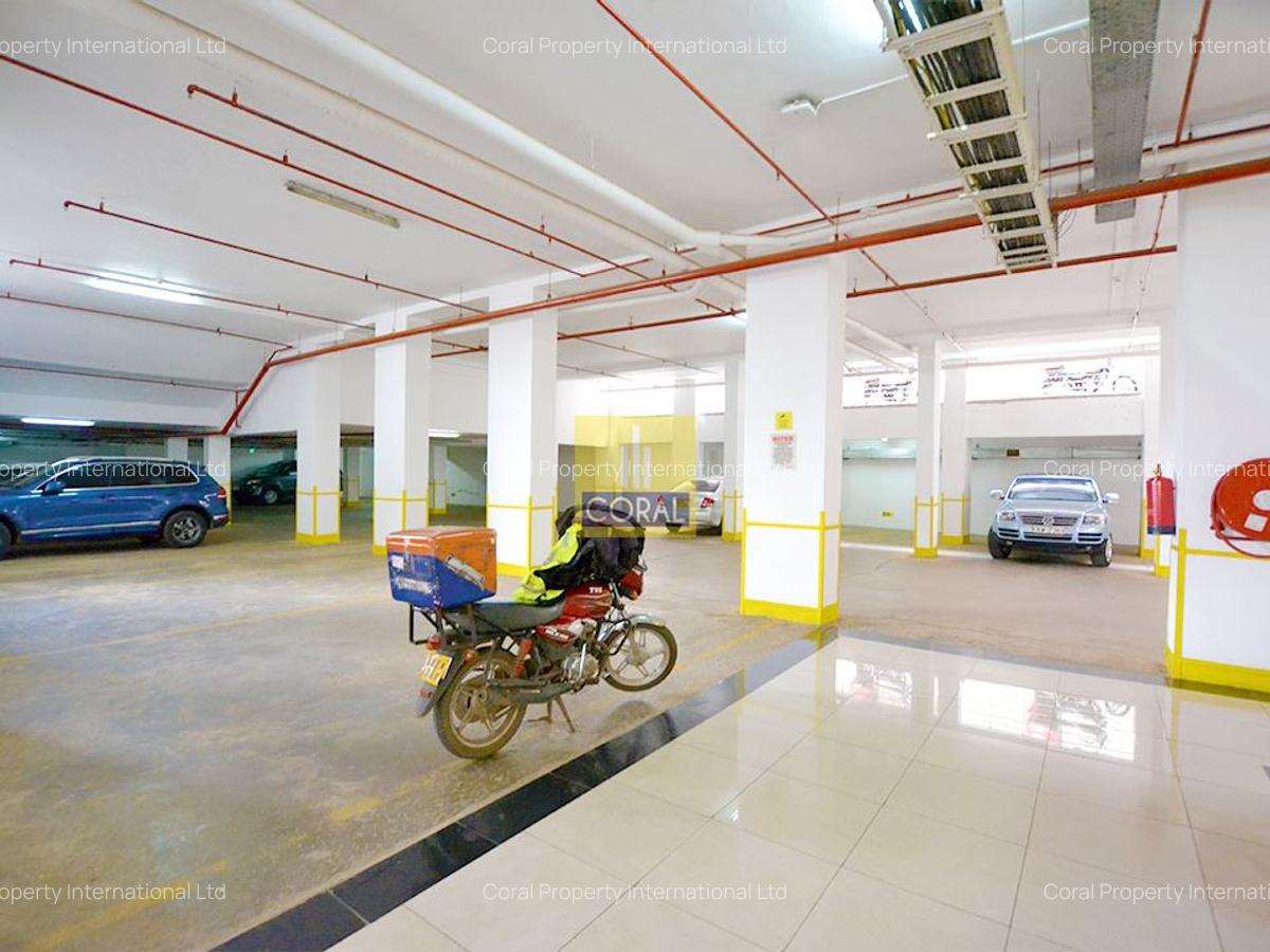 2,000 ft² Office with Lift at Off Ring Rd Parklands - 6