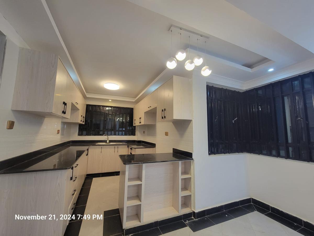 7 Bed House with En Suite at Kenyatta Road - 4