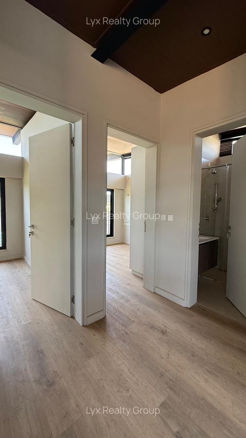 4 Bed Townhouse with En Suite in Runda - 14