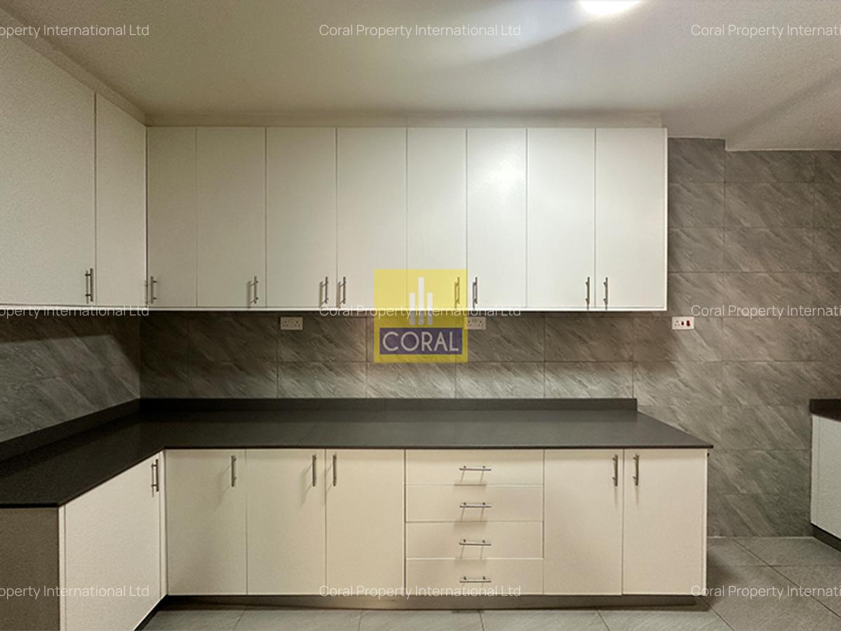 2 Bed Apartment in Parklands - 3