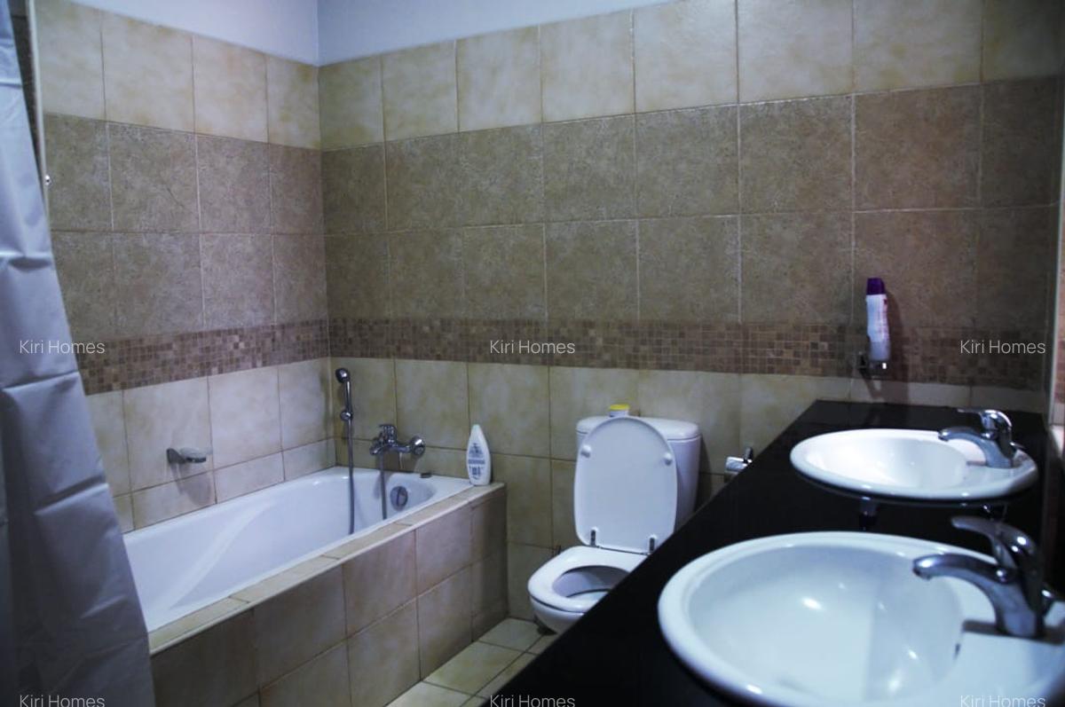 3 Bed Apartment with En Suite in Lavington - 14