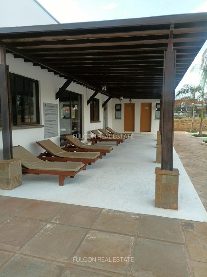 2 Bed Apartment with En Suite in Garden Estate - 10