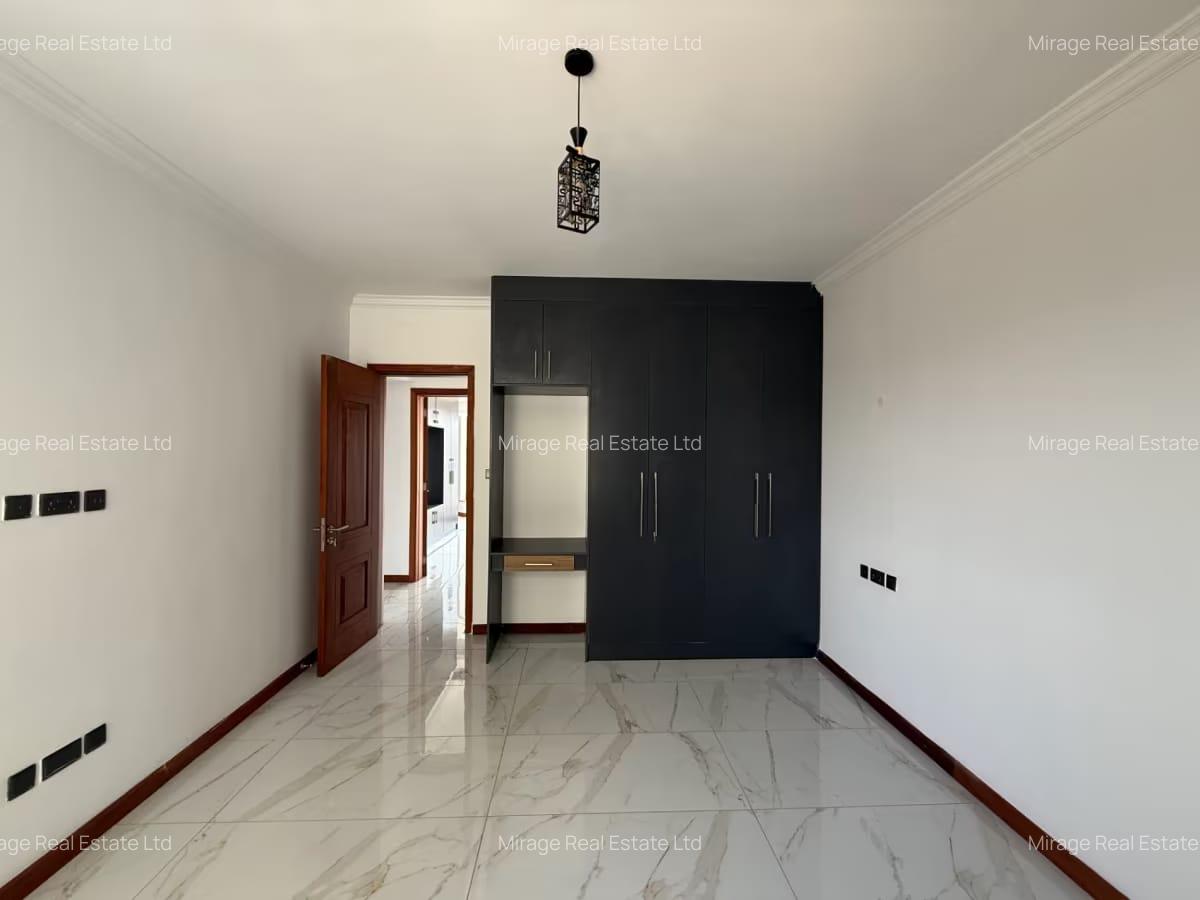 3 Bed Apartment with En Suite in Kileleshwa - 11