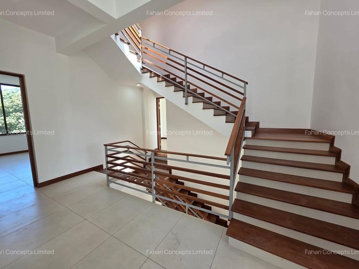 4 Bed Apartment with En Suite at Nyali - 11