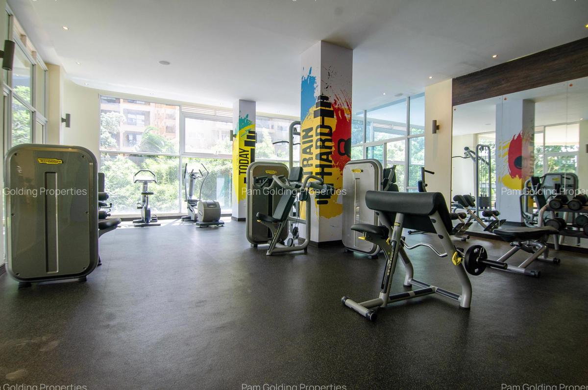 3 Bed Apartment with En Suite at Riverside Gardens - 5