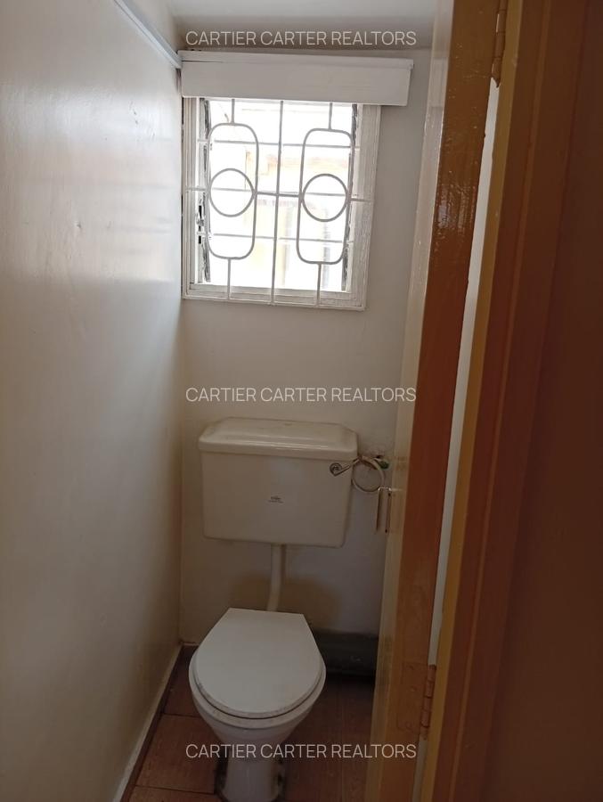 3 Bed Townhouse with En Suite in Buruburu - 5