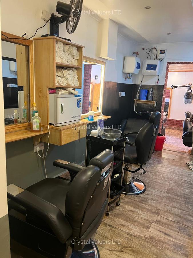 Commercial Property with Service Charge Included in Kilimani - 4