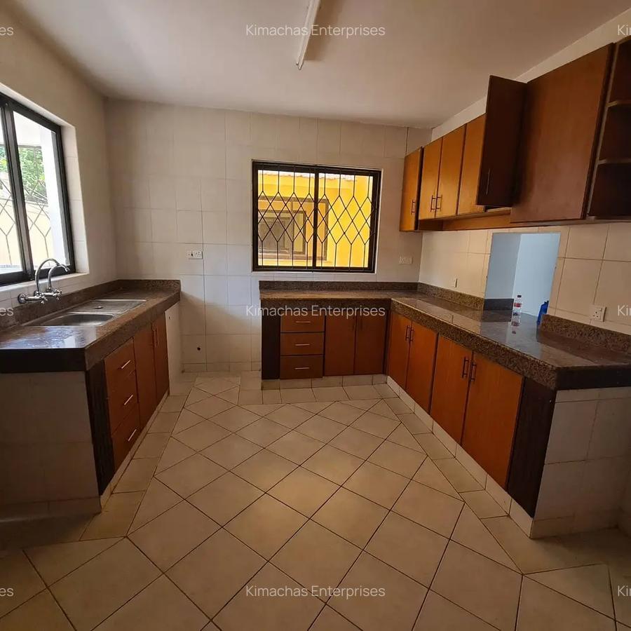 3 Bed Apartment with En Suite at Moyne Drive Nyali - 6