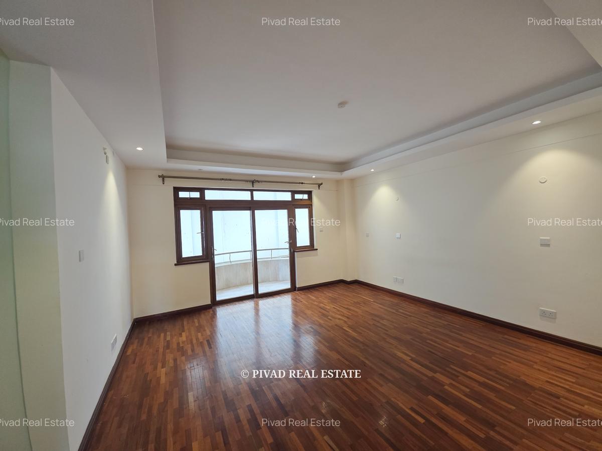 3 Bed Apartment with En Suite in General Mathenge - 8