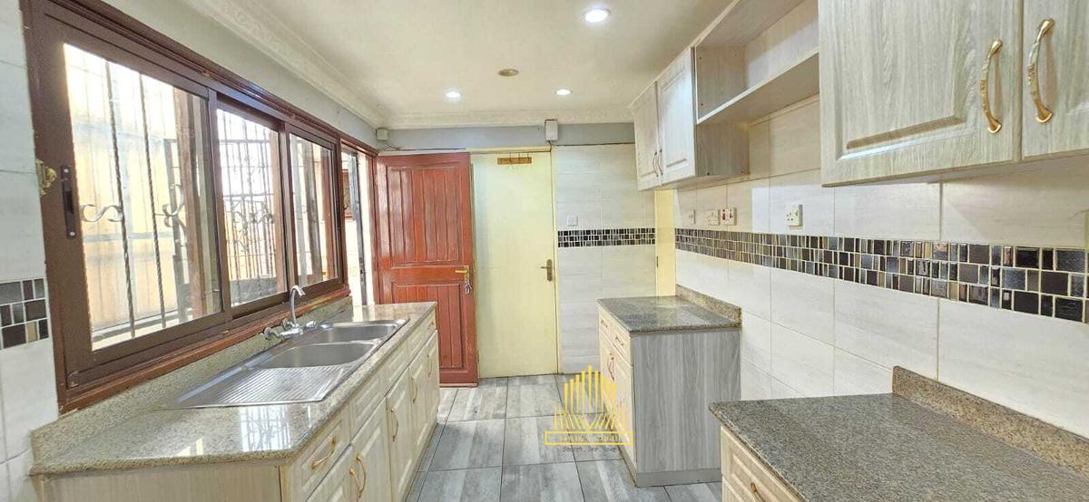 4 Bed Townhouse with En Suite in Kileleshwa - 5