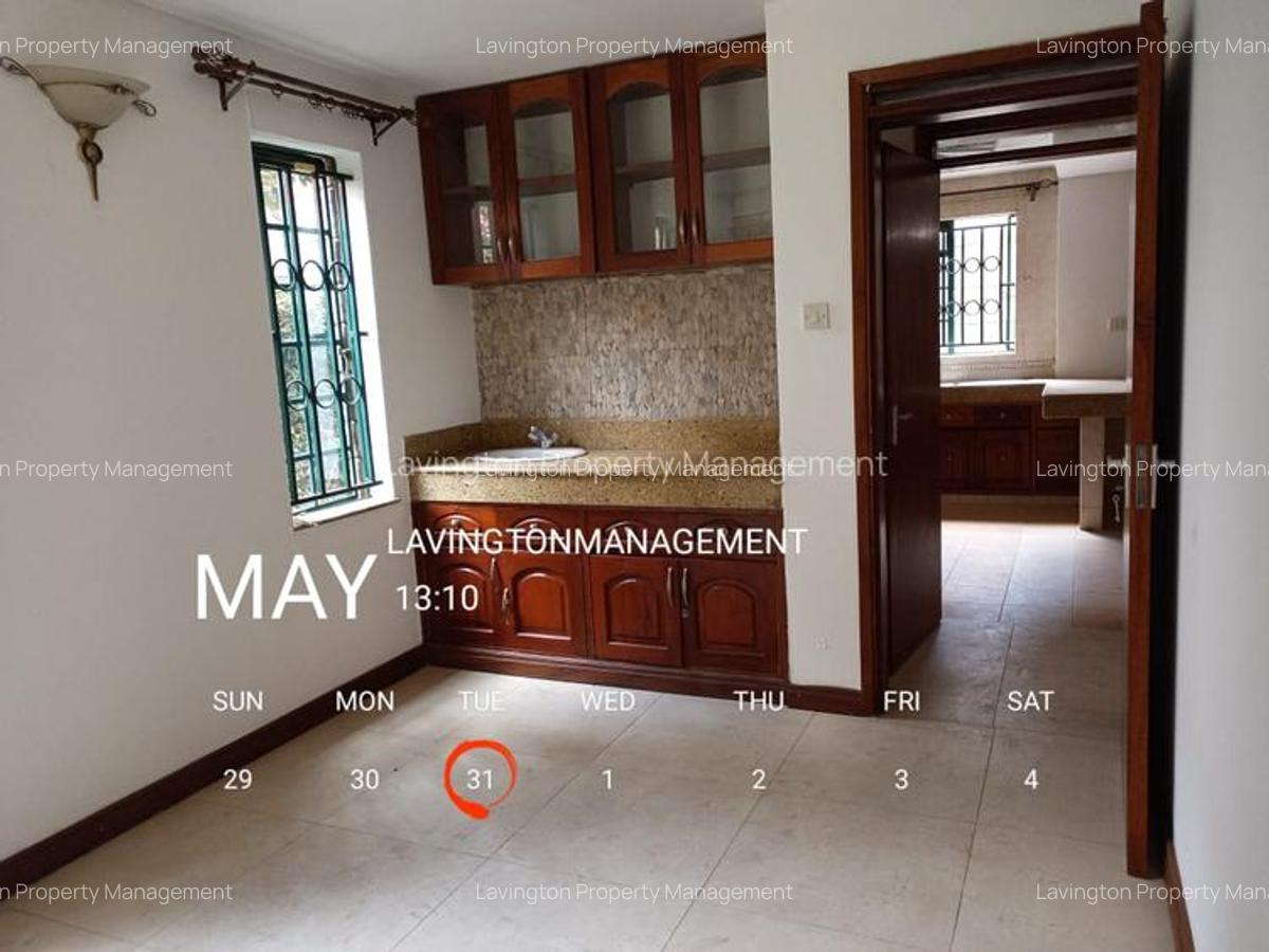 4 Bed Townhouse with En Suite at Lavington Green - 4