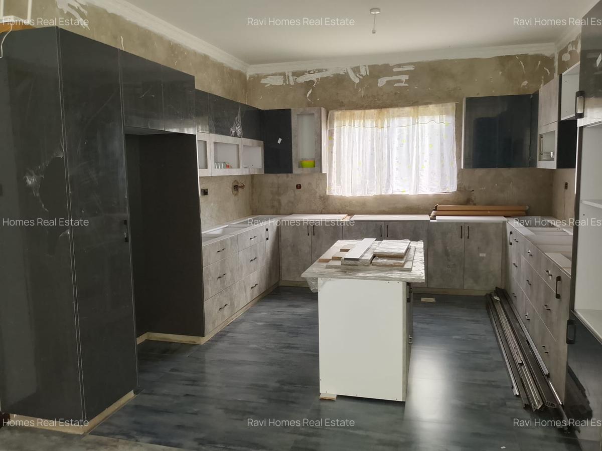 4 Bed Townhouse with En Suite in Kiambu Road - 5