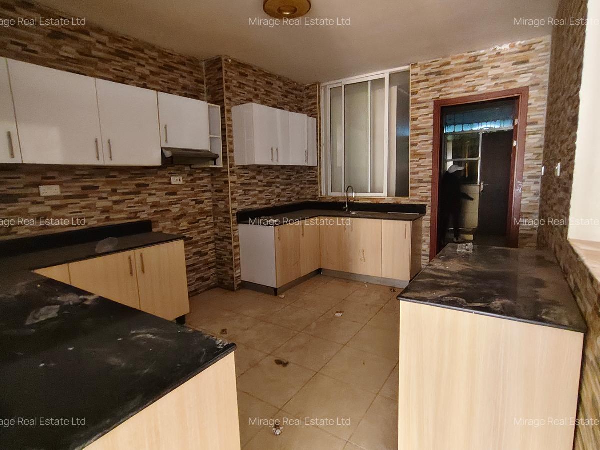 4 Bed Apartment with Gym in Parklands - 19