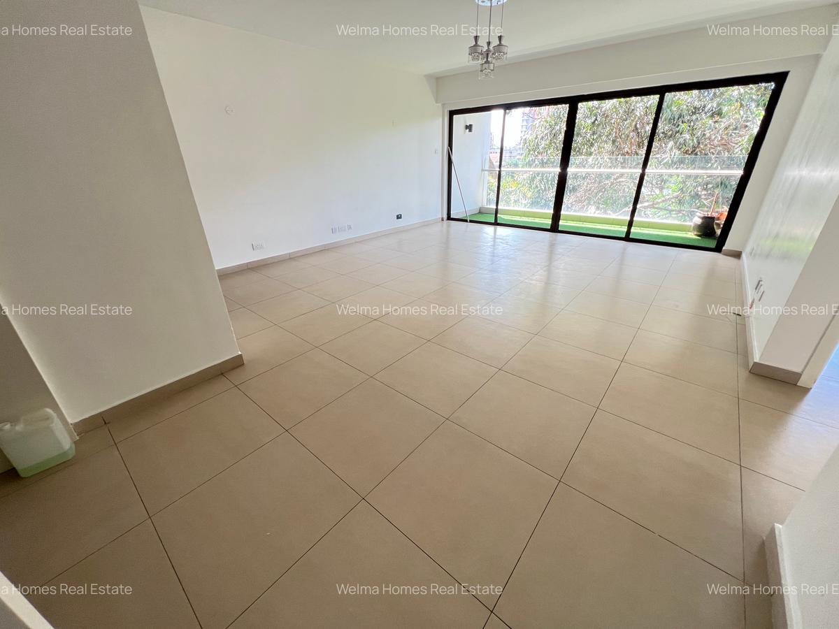 2 Bed Apartment with En Suite in Lavington - 2