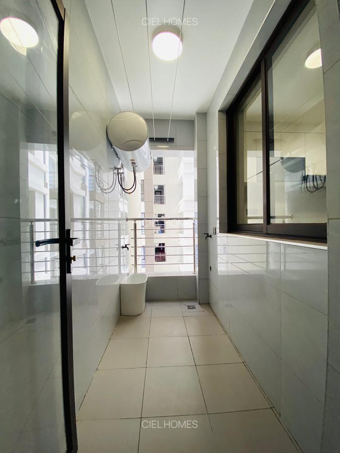 2 Bed Apartment with Swimming Pool in Riverside - 13