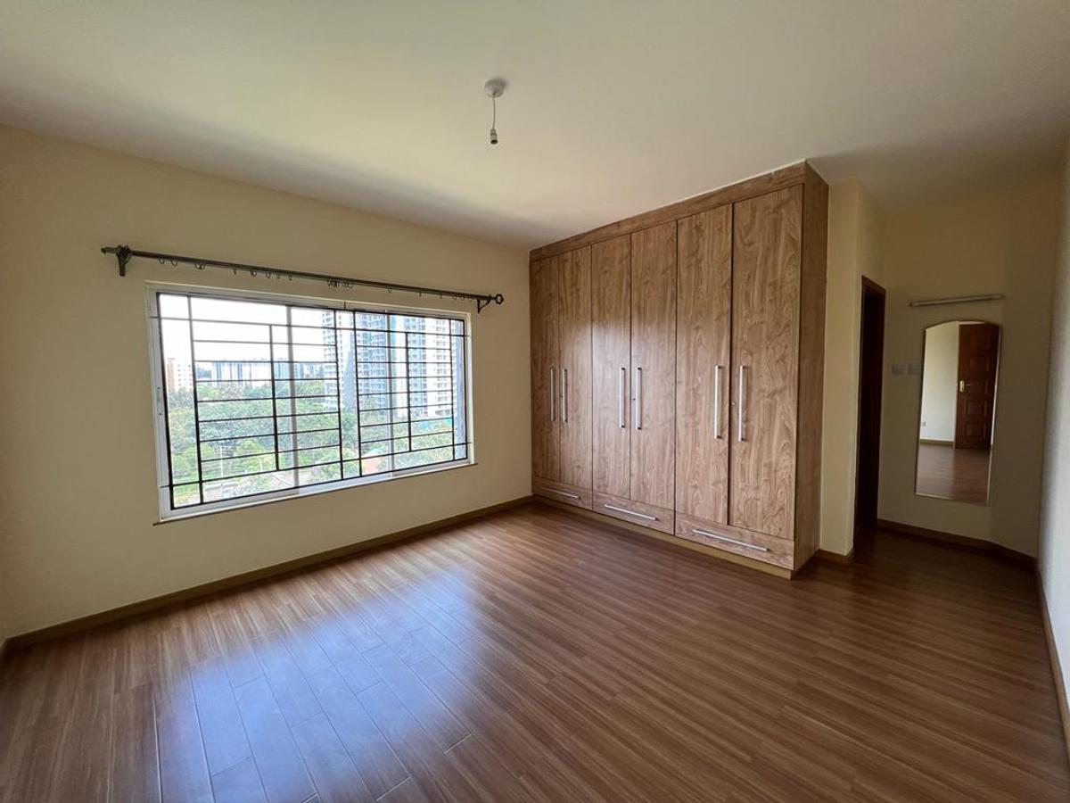 3 Bed Apartment with En Suite in Kileleshwa - 10