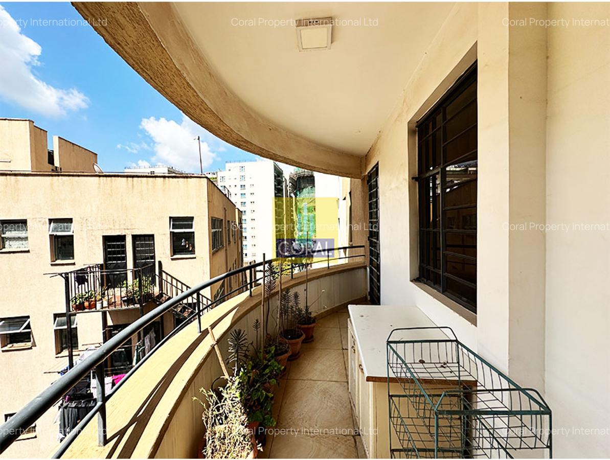 4 Bed Apartment with Parking in Parklands - 13
