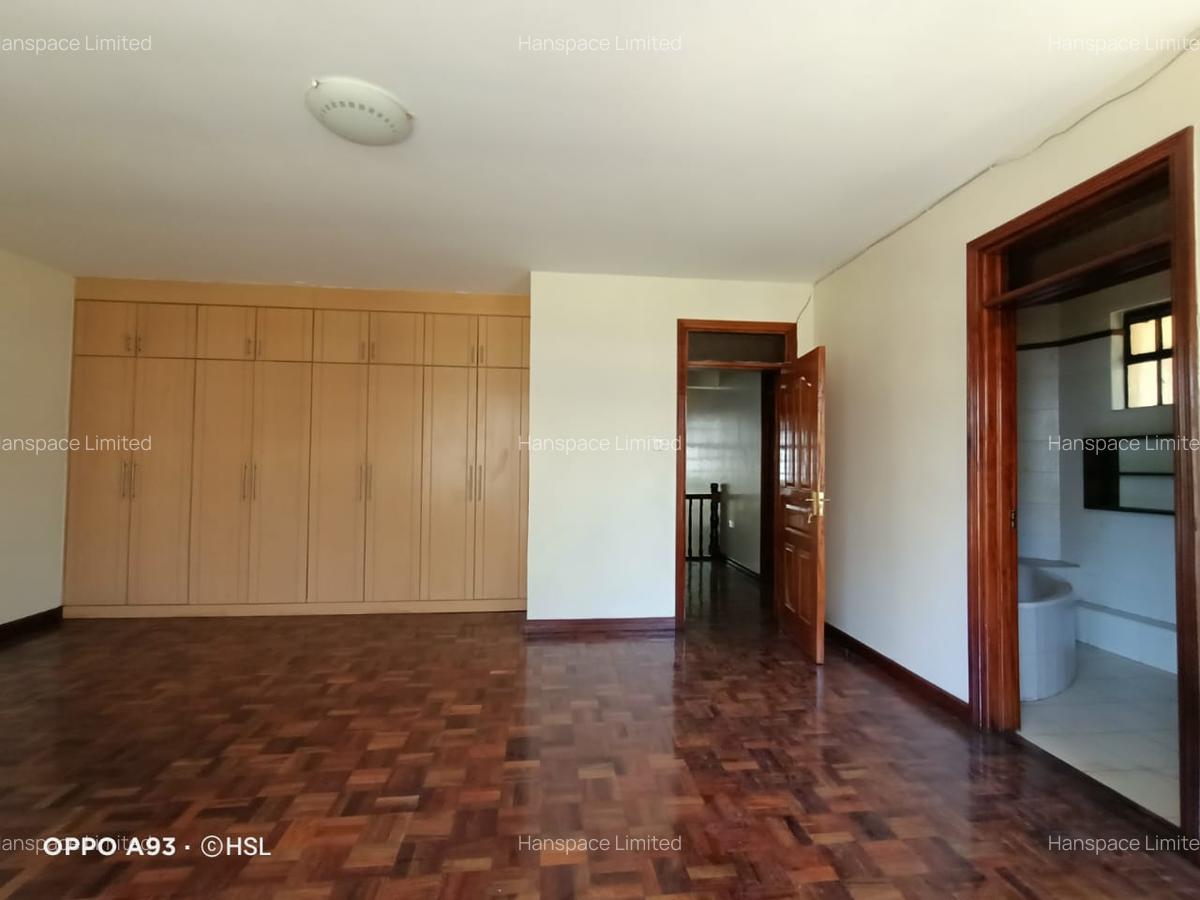 5 Bed Townhouse with En Suite in Kileleshwa - 4