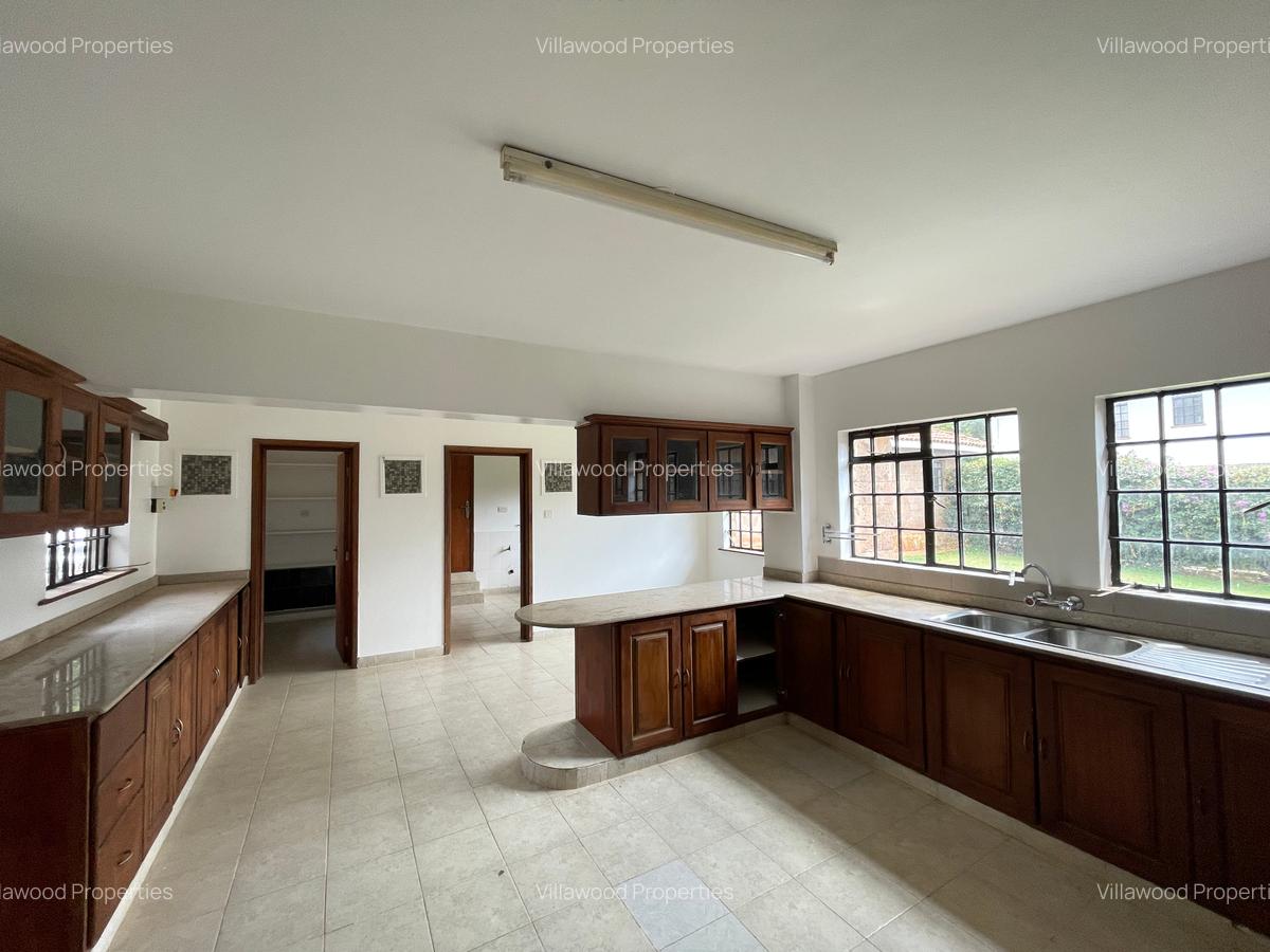 4 Bed Villa with En Suite in Runda - 15