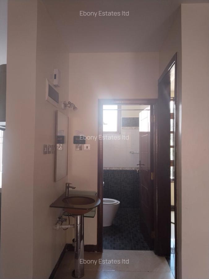 4 Bed Apartment with En Suite in Lavington - 4