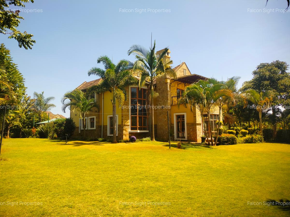 5 Bed Townhouse with En Suite at Few Minutes Drive To Gigiri - 1