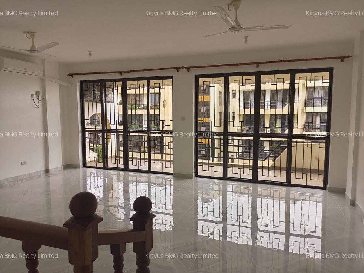 3 Bed Apartment with En Suite at Off Moyne Dr Drive - 9