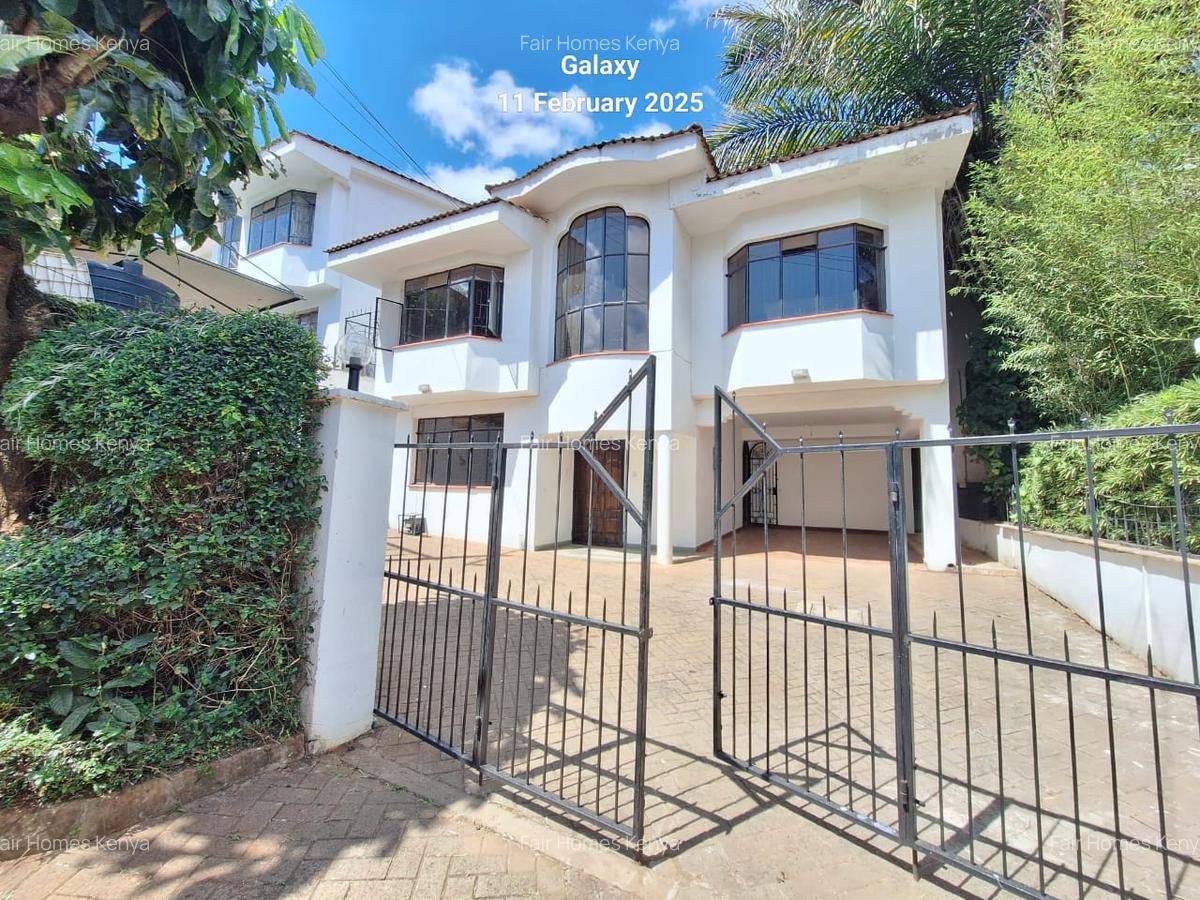 5 Bed Townhouse with En Suite at Riverside Drive - 1