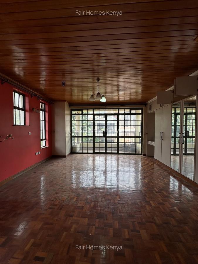 6 Bed Townhouse with En Suite at Othaya Road - 5