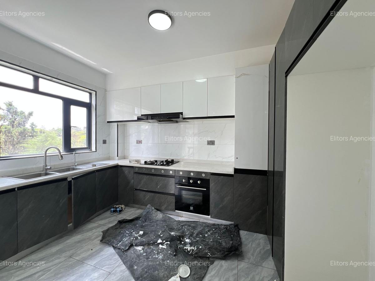 4 Bed Apartment with En Suite at Othaya Road - 4