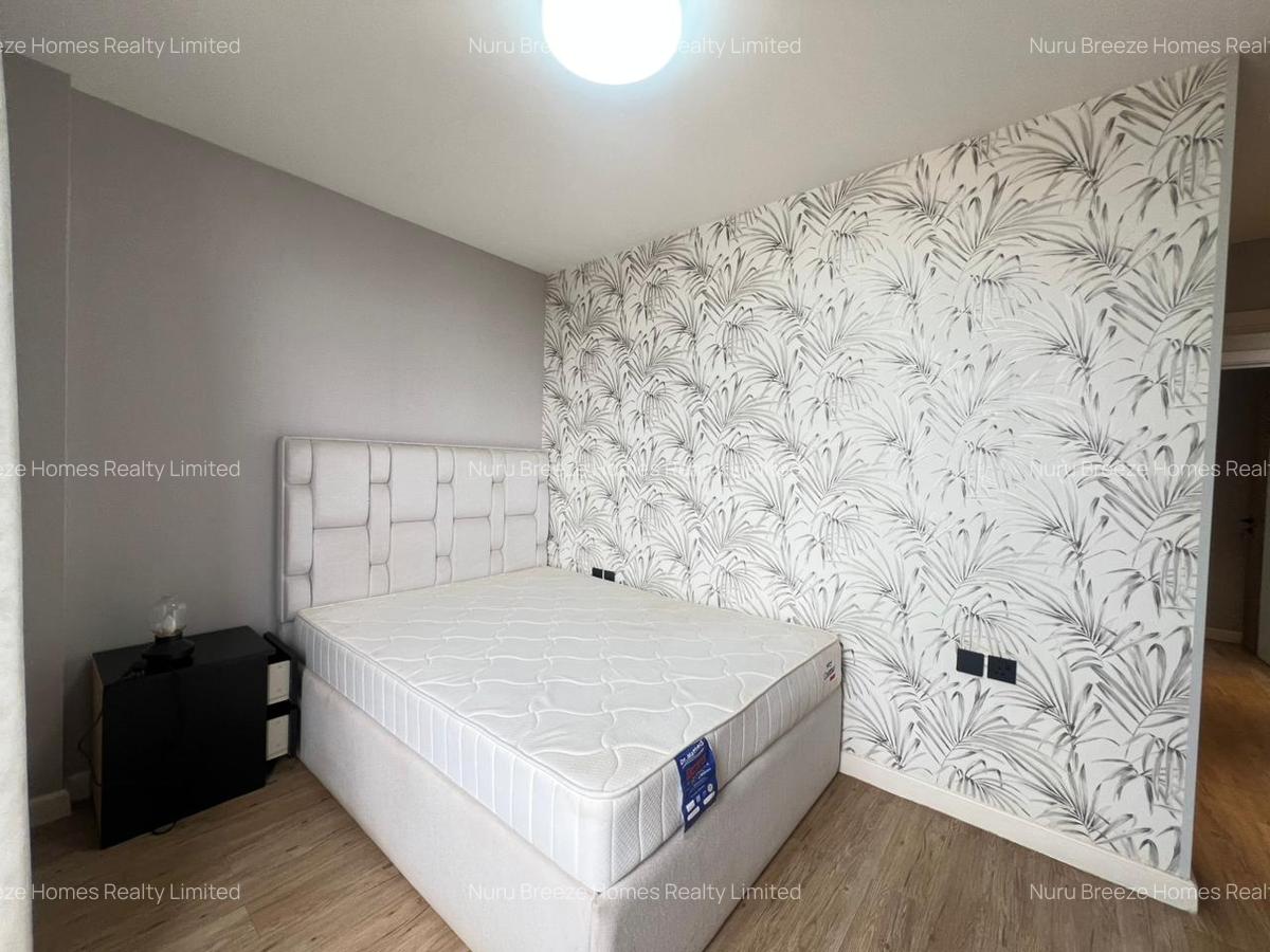 3 Bed Apartment with En Suite in Brookside - 12