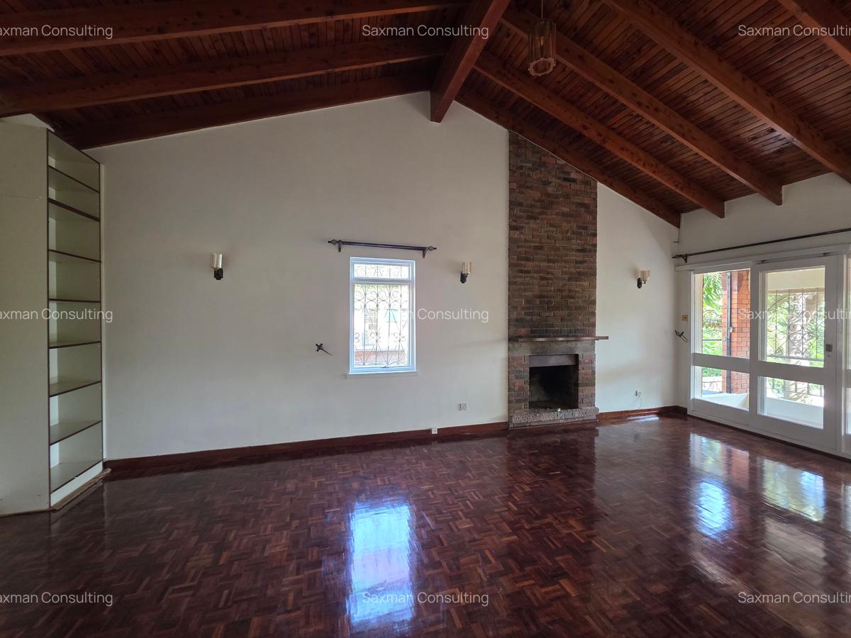4 Bed House with En Suite in Runda - 13