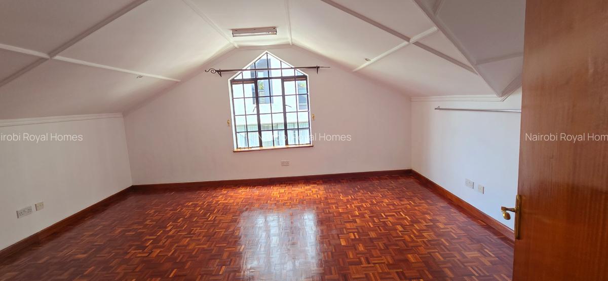 4 Bed Townhouse with En Suite at Mugumomo Road - 20