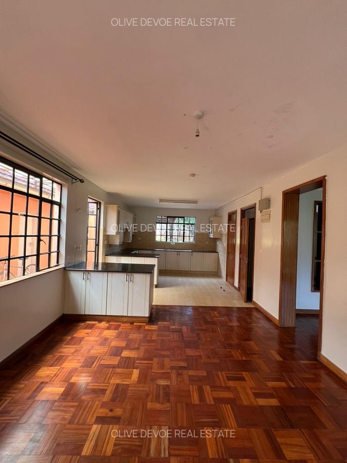 4 Bed Villa with En Suite in Runda - 4