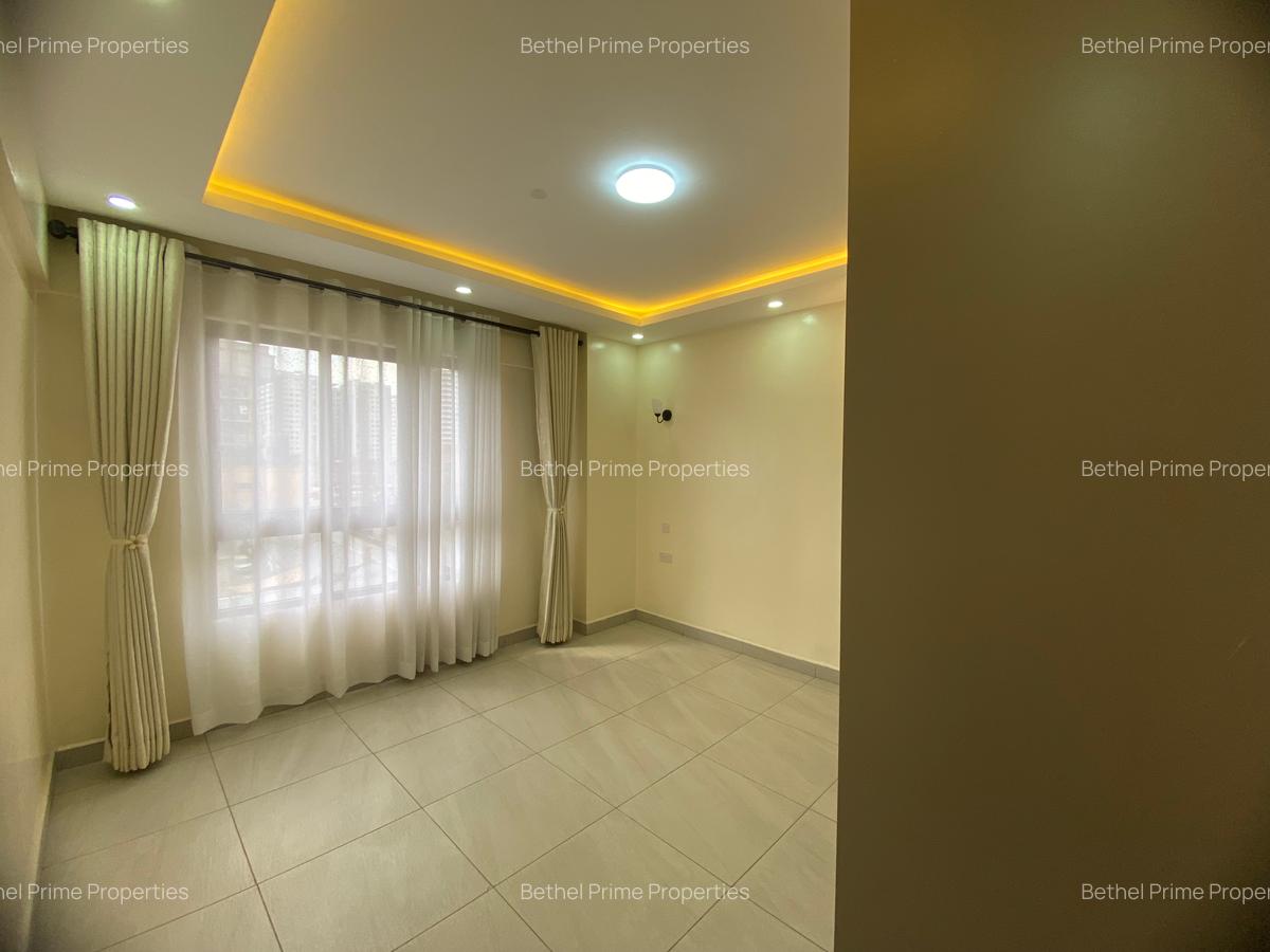 3 Bed Apartment with En Suite in Kilimani - 4