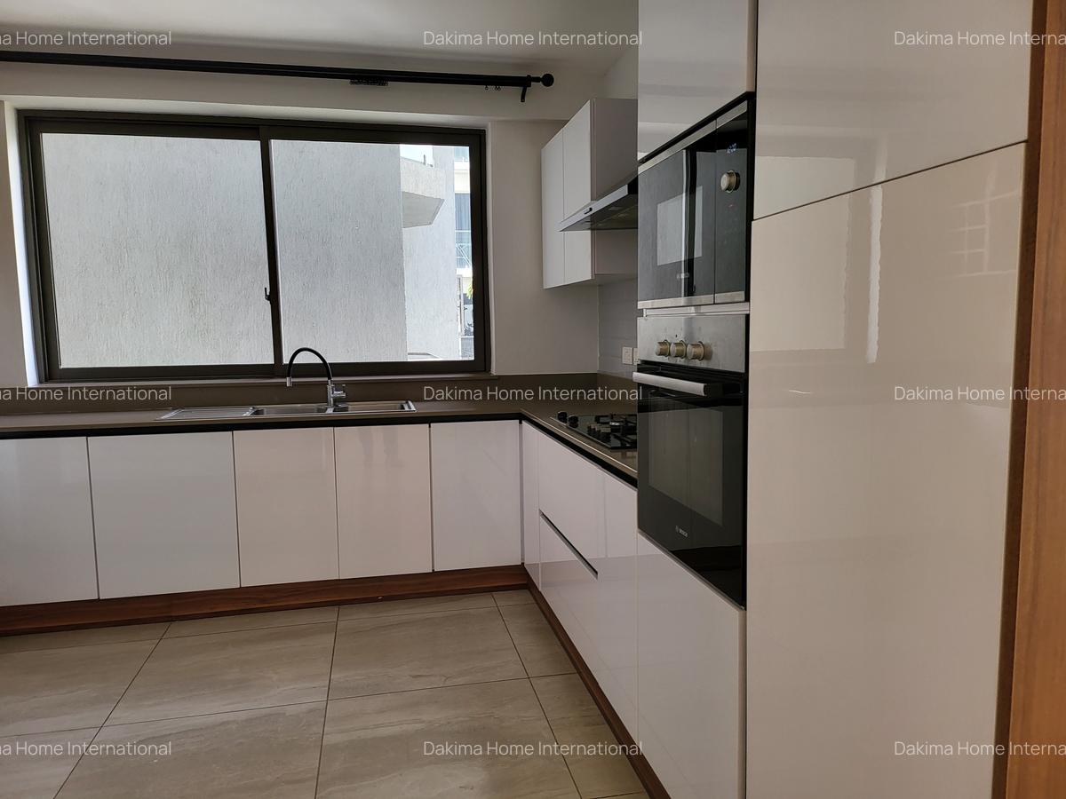 3 Bed Apartment with En Suite in Rhapta Road - 1