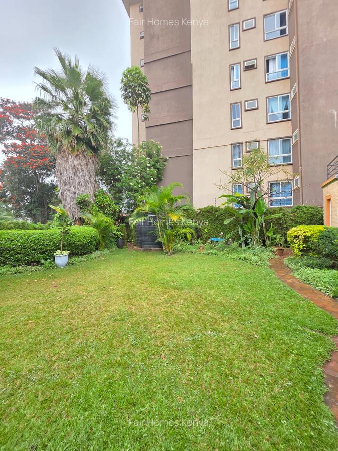 4 Bed Townhouse with En Suite at Riverside Drive - 4