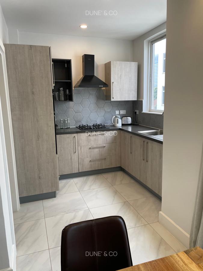 Furnished 1 Bed Apartment with En Suite in Westlands Area - 6