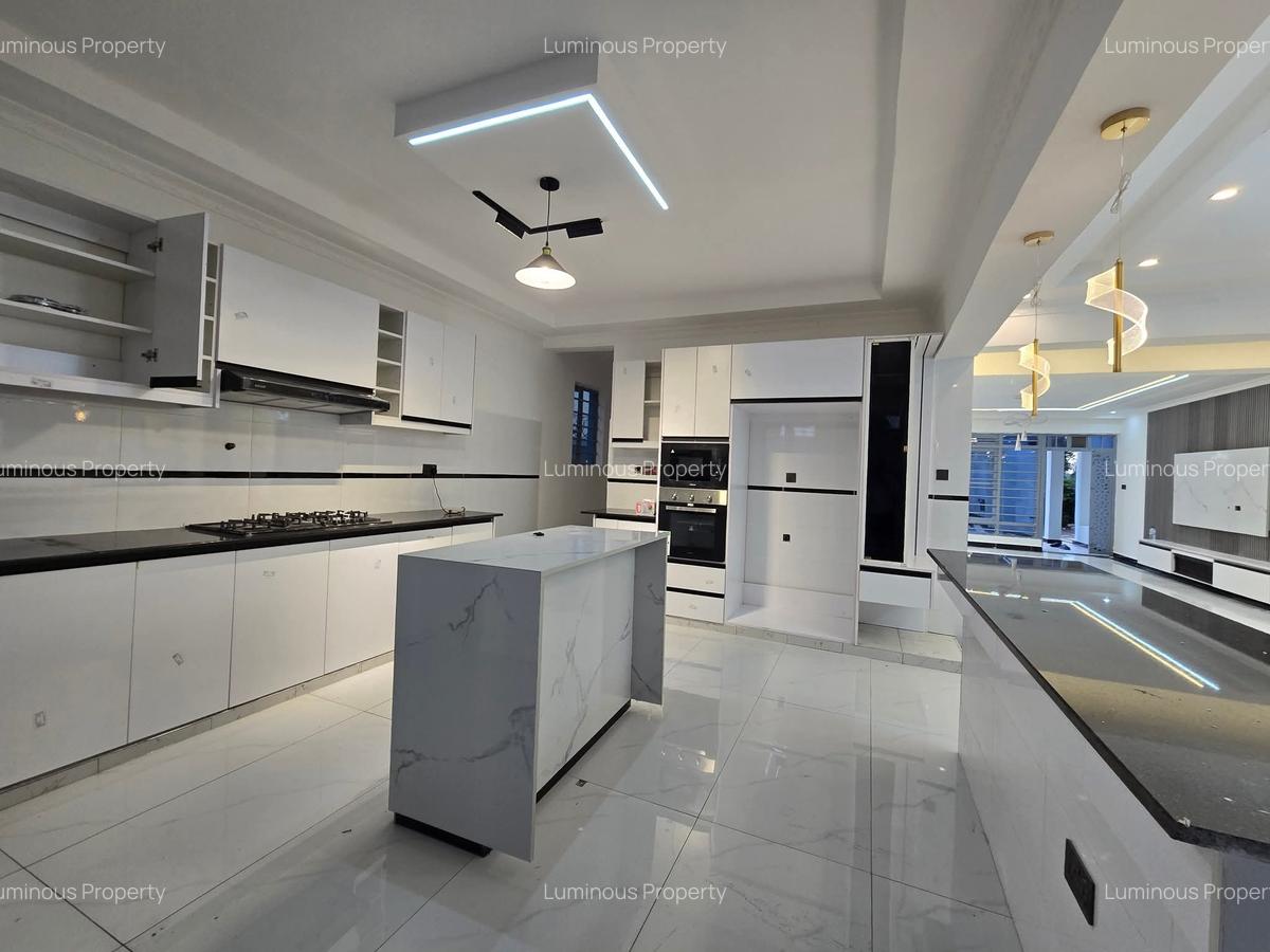 5 Bed House with En Suite in Ruiru - 11