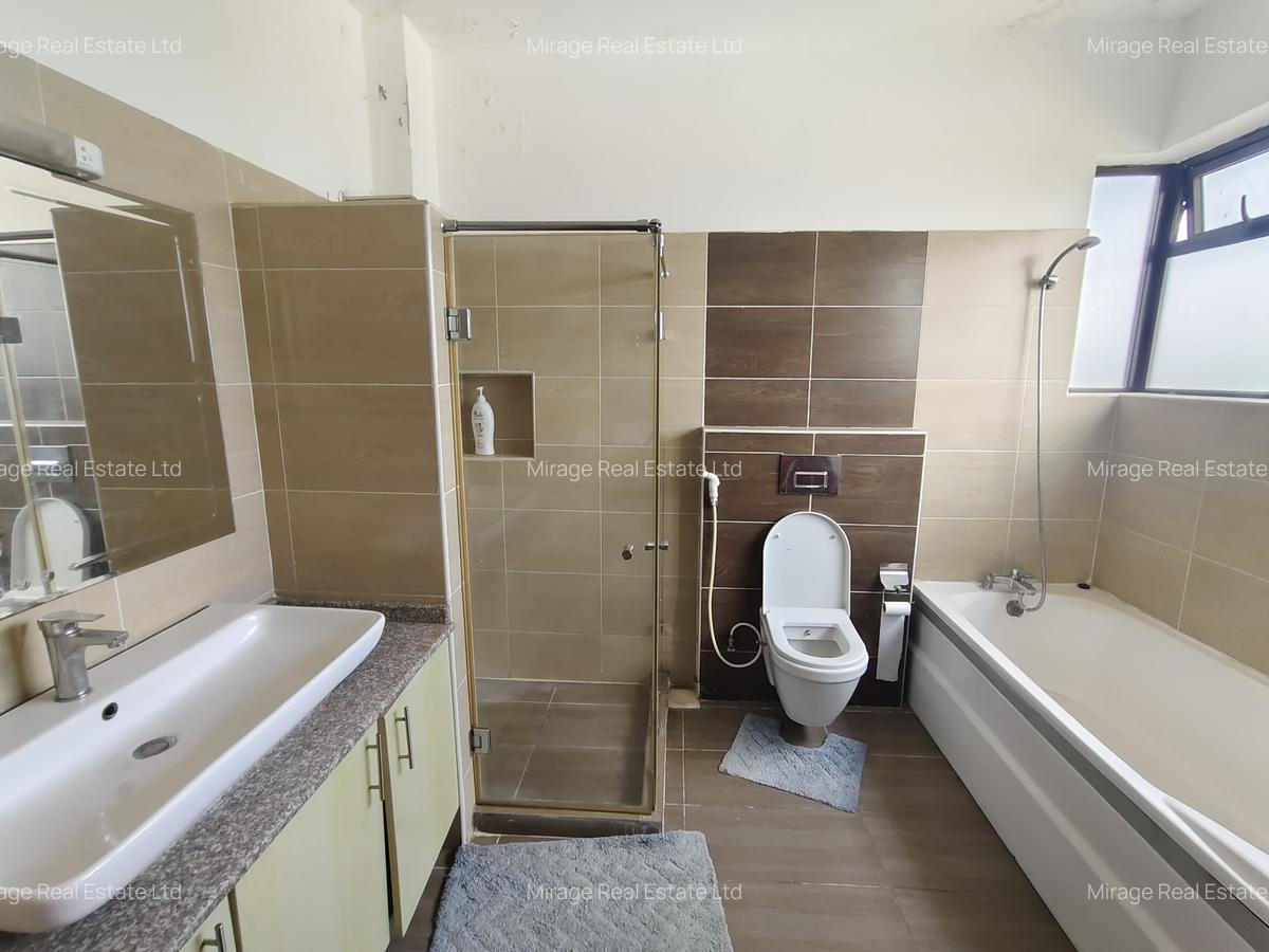 3 Bed Apartment with En Suite in Kilimani - 18
