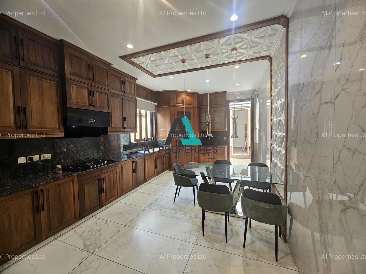 6 Bed Townhouse with En Suite in Lavington - 6