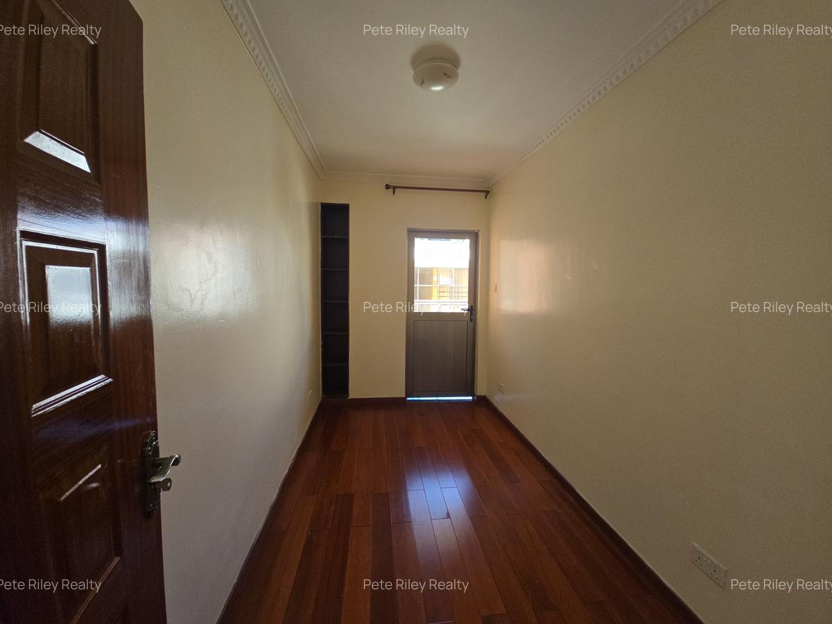 5 Bed Villa with En Suite at Chalbi Drive - 18