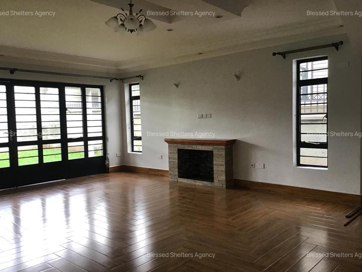 4 Bed Villa with En Suite in Kiambu Road - 17